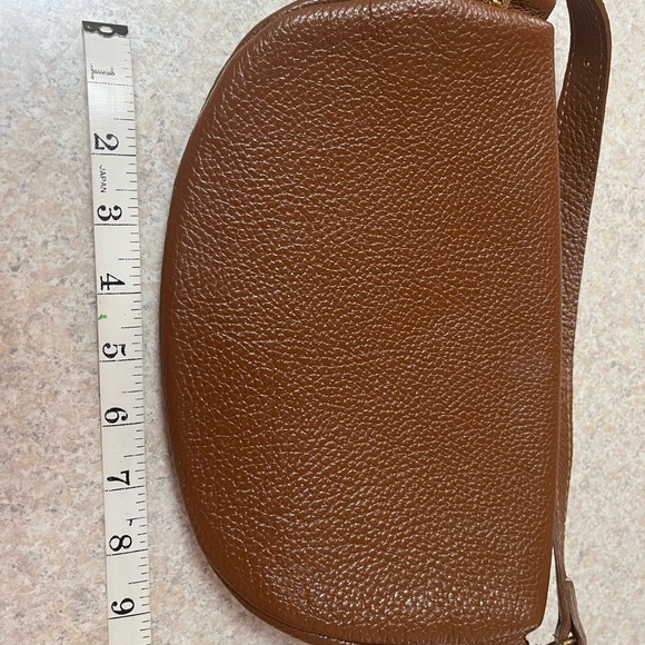 Genuine NWOT Brown Pebbled Leather Crossbody/Waist Bag - Picture 9 of 10